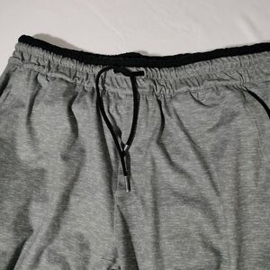 Chubbies Movementum Joggers Men's Size Medium